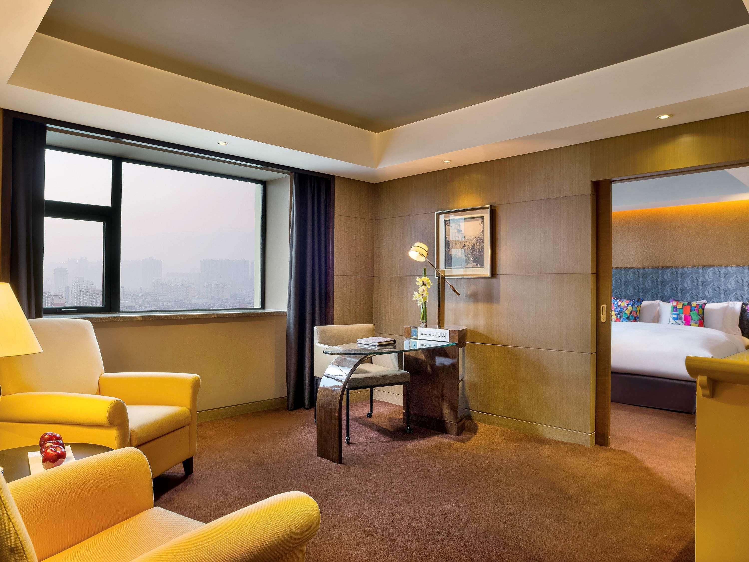 Sofitel Zhengzhou International Hotel Kültér fotó