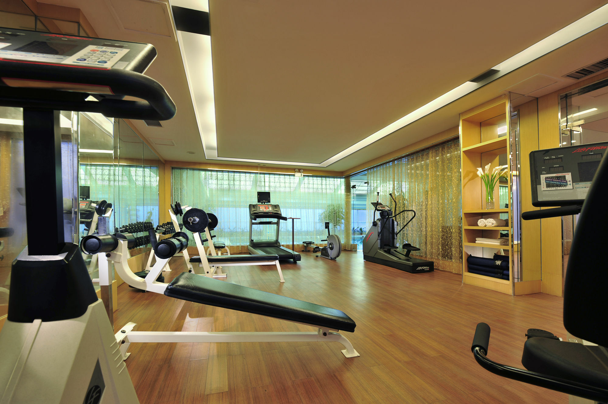 Sofitel Zhengzhou International Hotel Kültér fotó